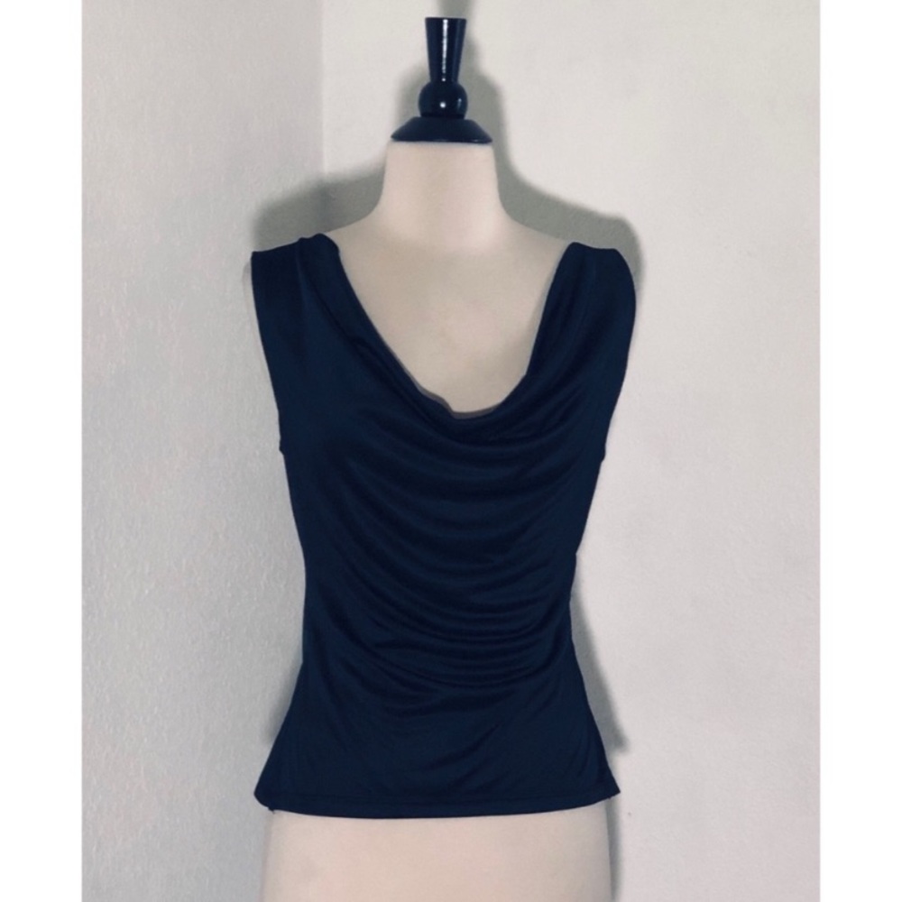 Backless top! - Picture 2 of 5